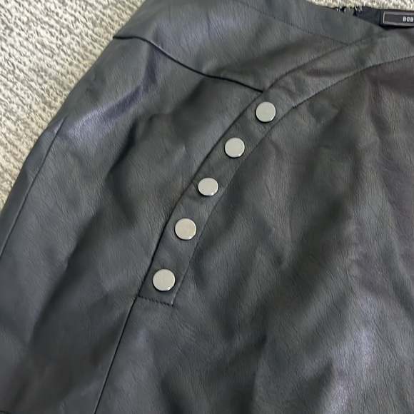 BCBGMaxazria Leather Skirt - Picture 3 of 8